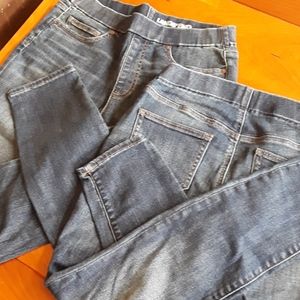 Almost new, 2 pair of jean jeggings, 8